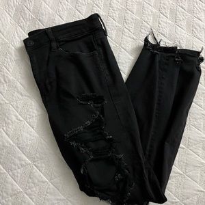 Stretchy Black ripped jeans cropped mid rise